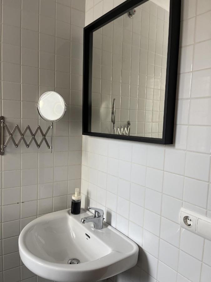 Stelarium-Suite Con Bano Privado En Casa Compartida-Uebica2 Mairena del Aljarafe Ngoại thất bức ảnh