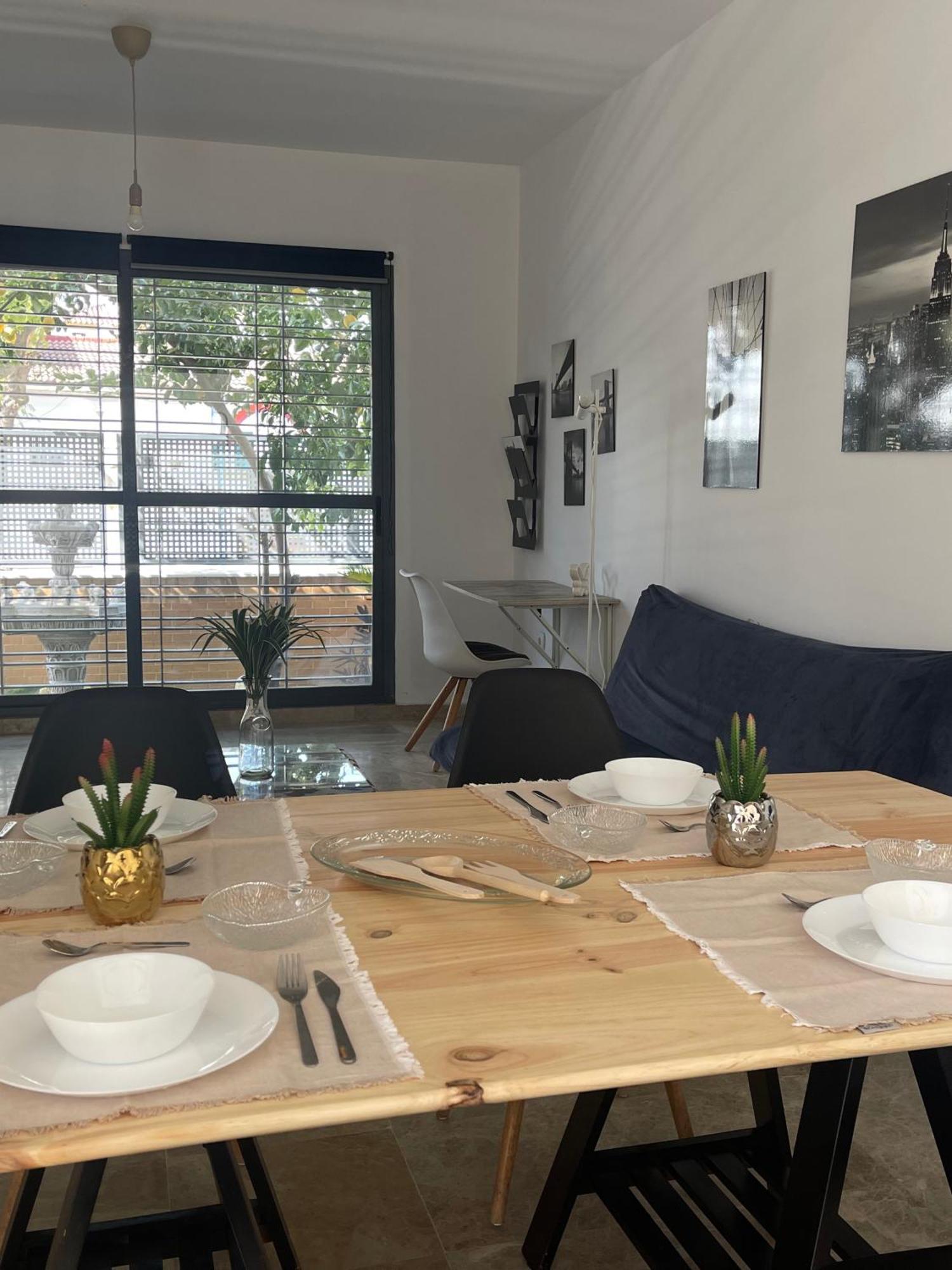 Stelarium-Suite Con Bano Privado En Casa Compartida-Uebica2 Mairena del Aljarafe Ngoại thất bức ảnh