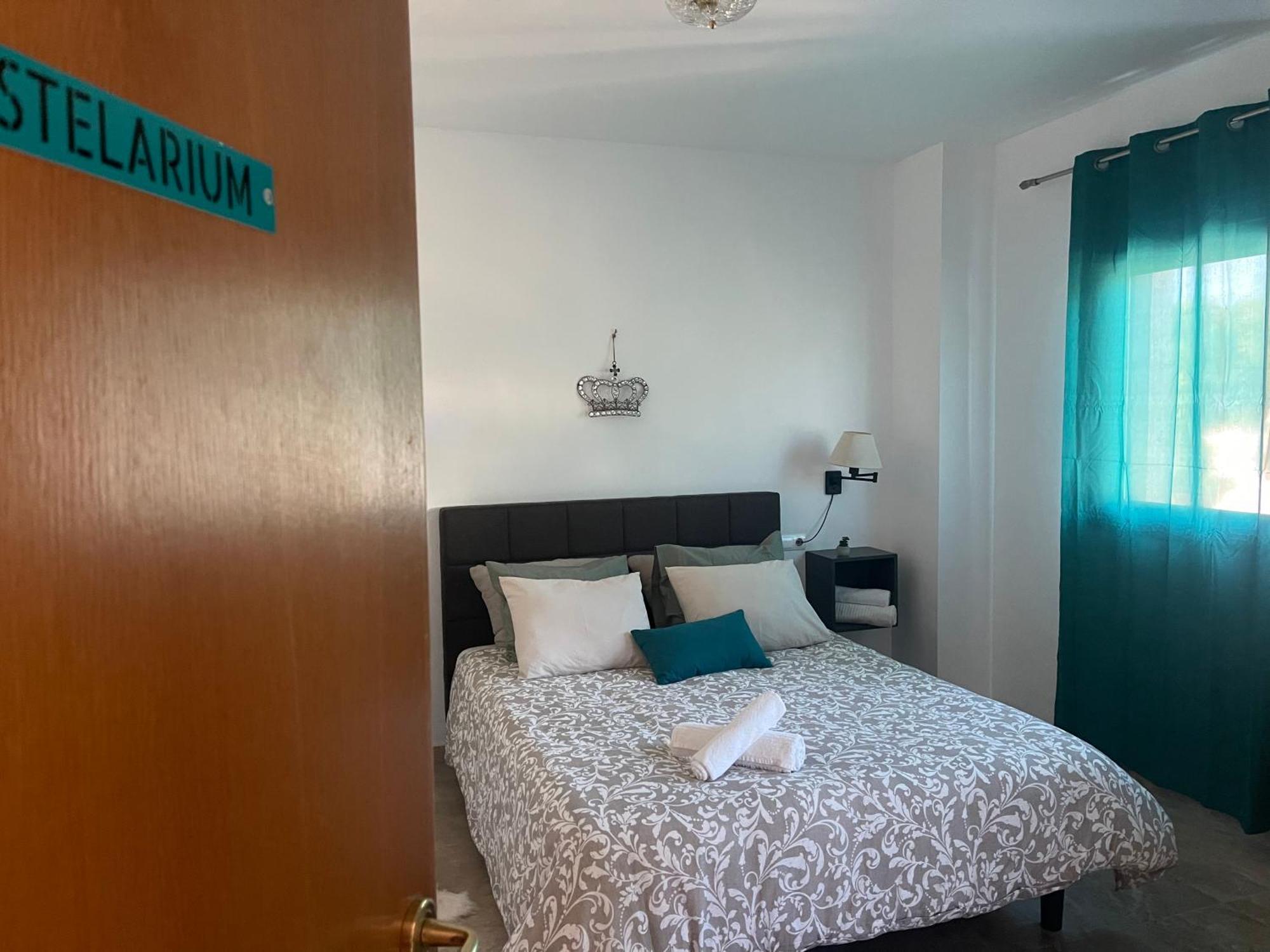 Stelarium-Suite Con Bano Privado En Casa Compartida-Uebica2 Mairena del Aljarafe Ngoại thất bức ảnh